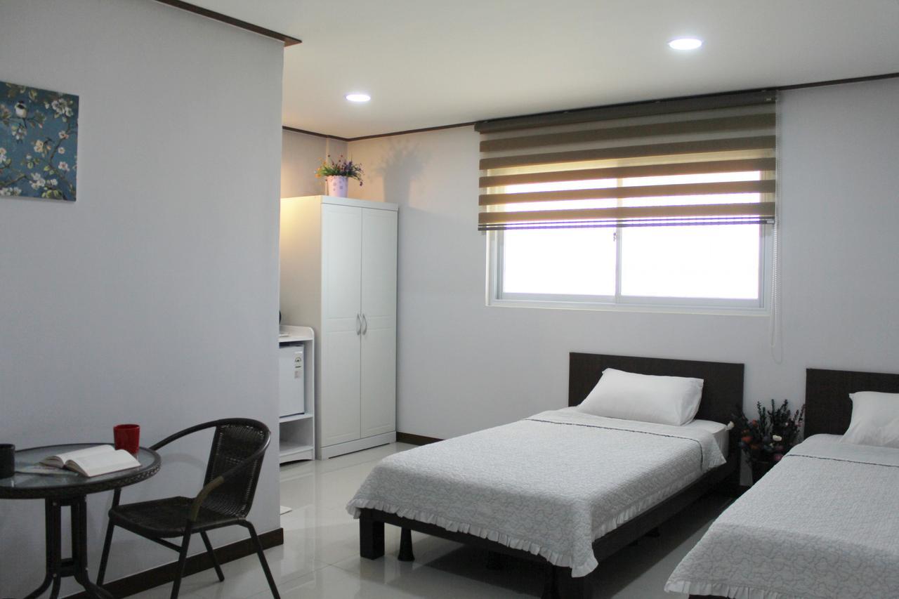 Winners Residence Saipan Bagian luar foto